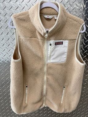 Vineyard Vines Womens Sherpa Fleece Vest Full Zip Pockets Size L Large Tan Ivory